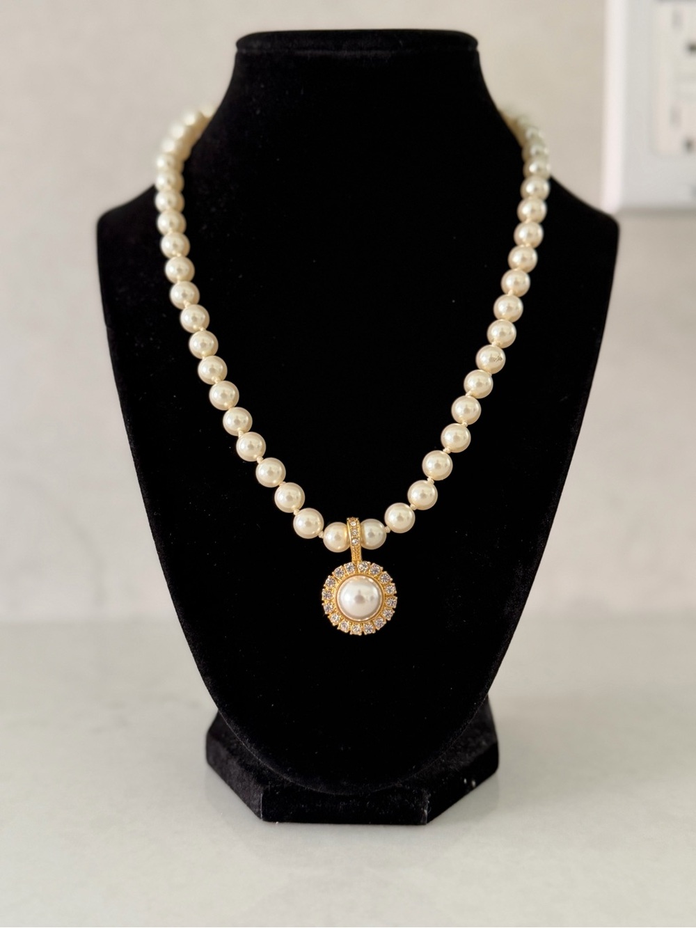 Vintage Pearl Necklace with Gold and Crystal Pendant
